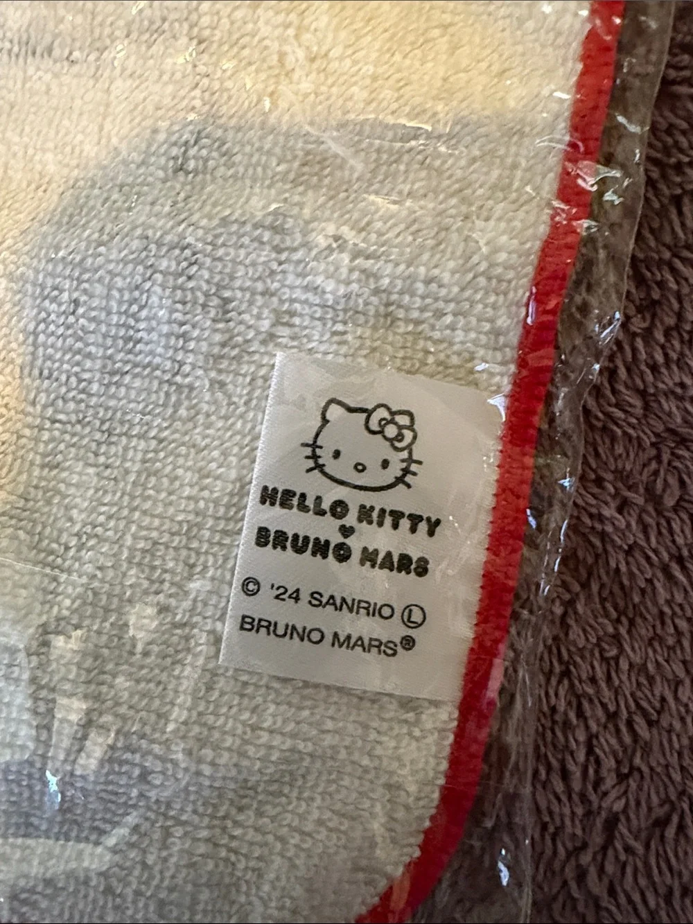 Sanrio Yellow Hello Kitty x Bruno Mars limited edition hand towel